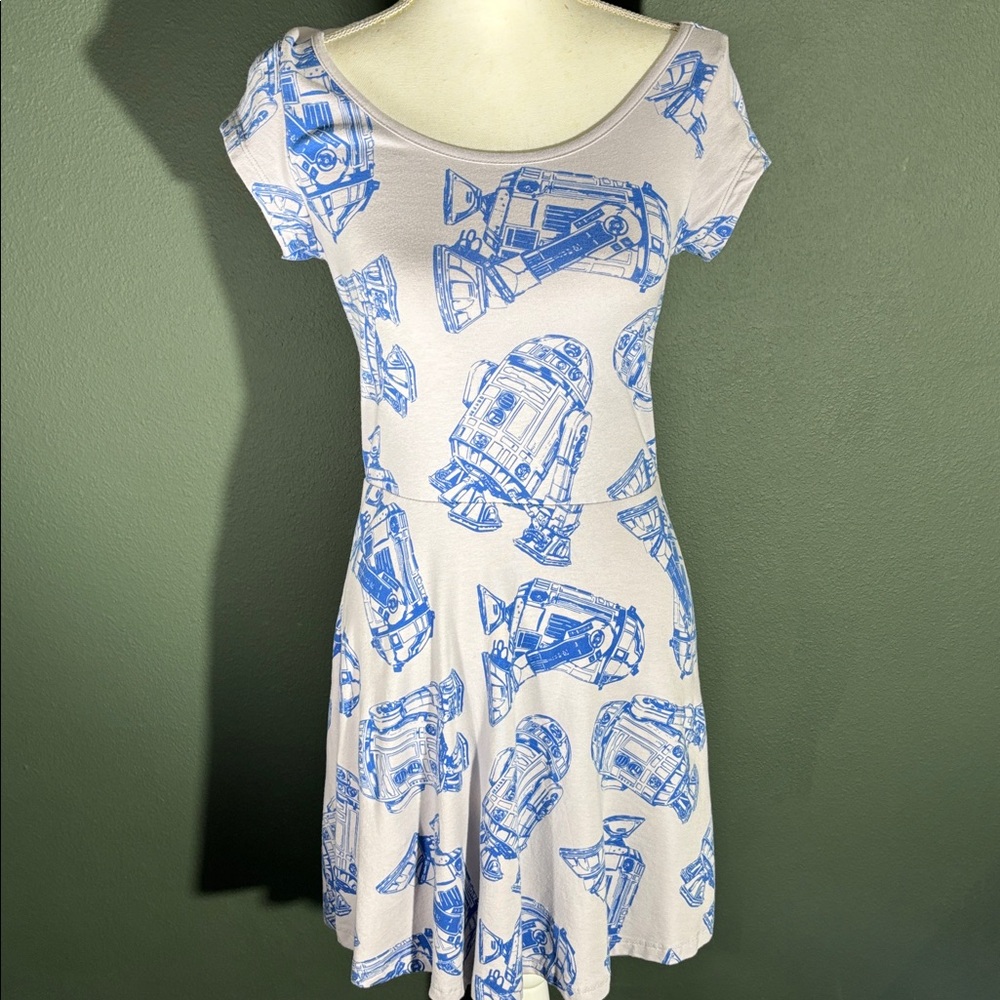 Rare Find Star Wars Dress - Blue R2-D2 Print (5)